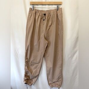 Aritzia TNA Parachute Pants and Matching Vest. Size, Never worn